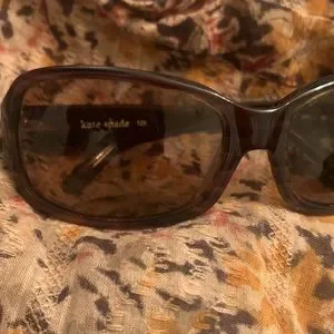 kate spade | Accessories | Kate Spade Vivians Sunglasses  display picture 1